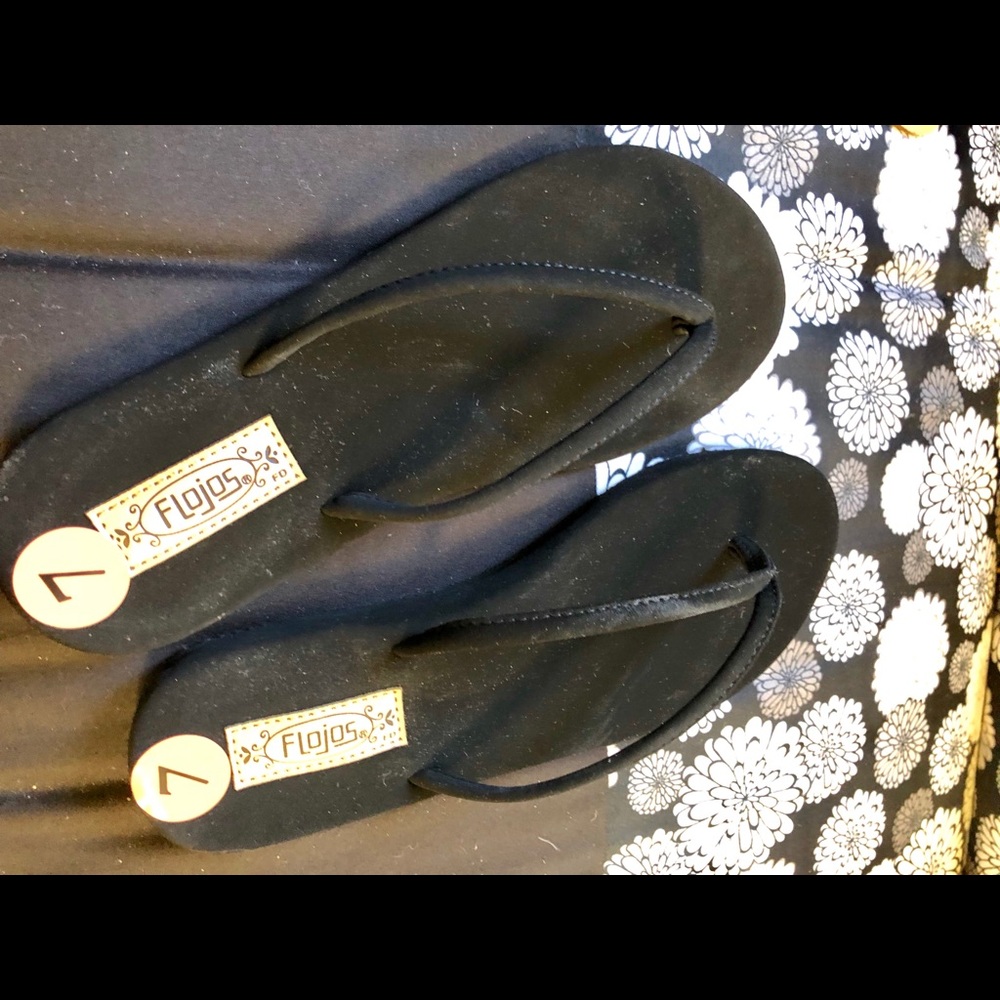 Flojos flip flops